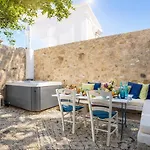 Traditional With Jacuzzi & Terrace Mandarin 펜션 Koskinou (Rhodes)