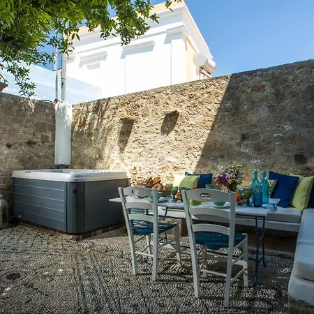 Heritage With Private Jacuzzi Σπίτι διακοπών Κοσκινού