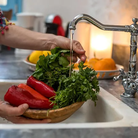 Traditional With Jacuzzi & Terrace Mandarin Semesterbostad Koskinou (Rhodes)