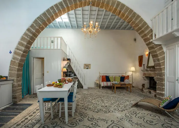 Traditional With Jacuzzi & Terrace Mandarin *