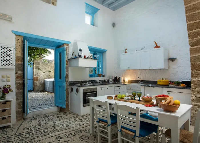 Semesterbostad Traditional With Jacuzzi & Terrace Mandarin *