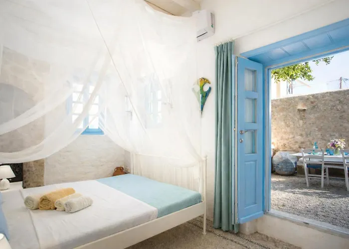 Traditional With Jacuzzi & Terrace Mandarin Semesterbostad *