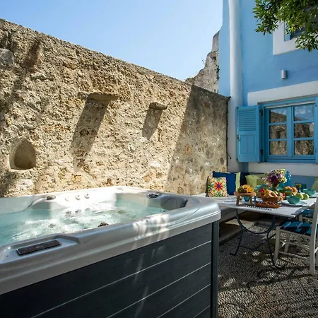 Mandarin Greek Traditional Rhodes City